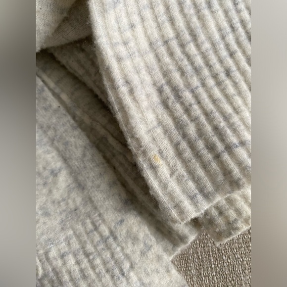 Athleta Sweater Women’s Medium Merino Wool Transit Turtleneck - Picture 6 of 10